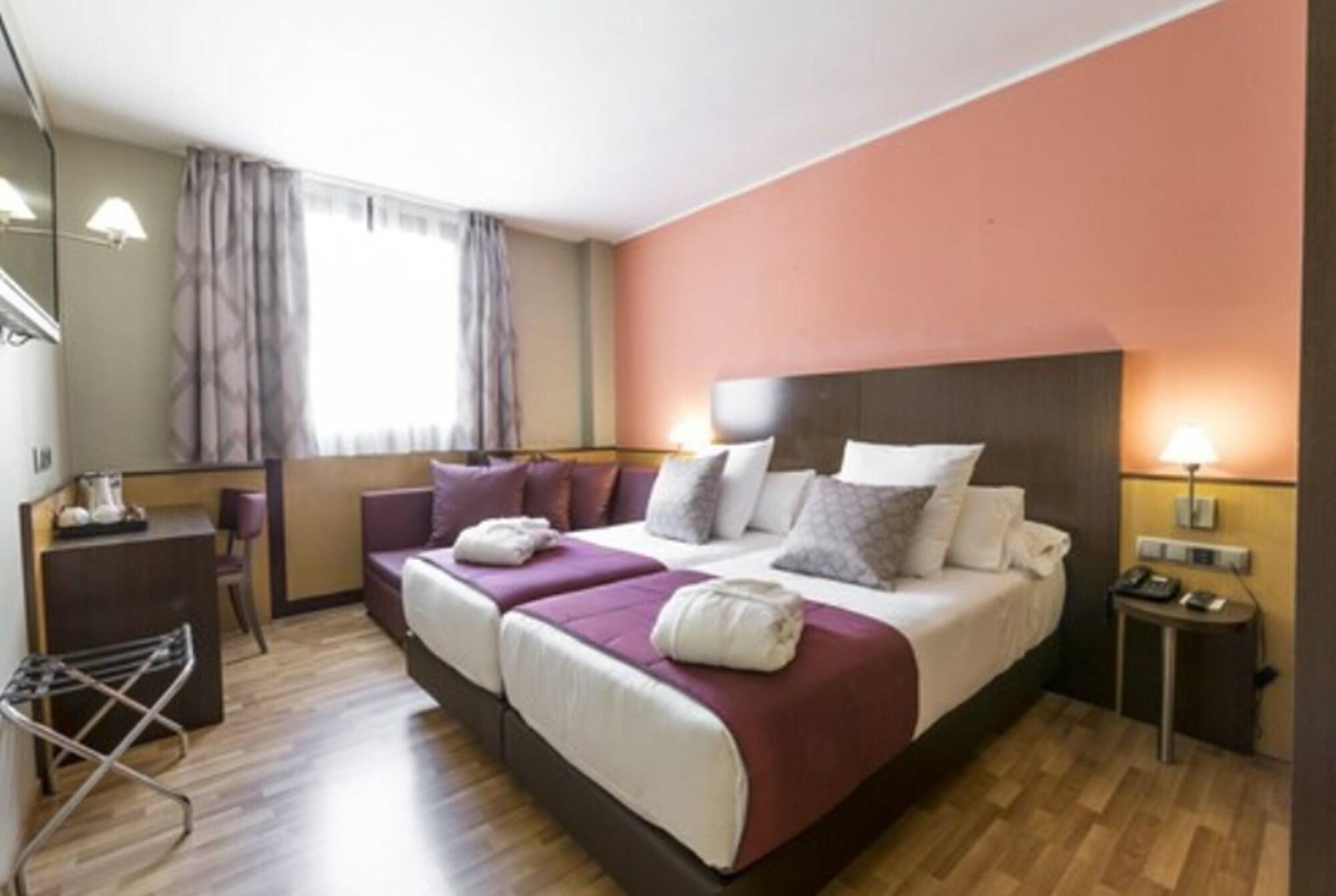 Hotel Ronda Lesseps Barcelona Kültér fotó