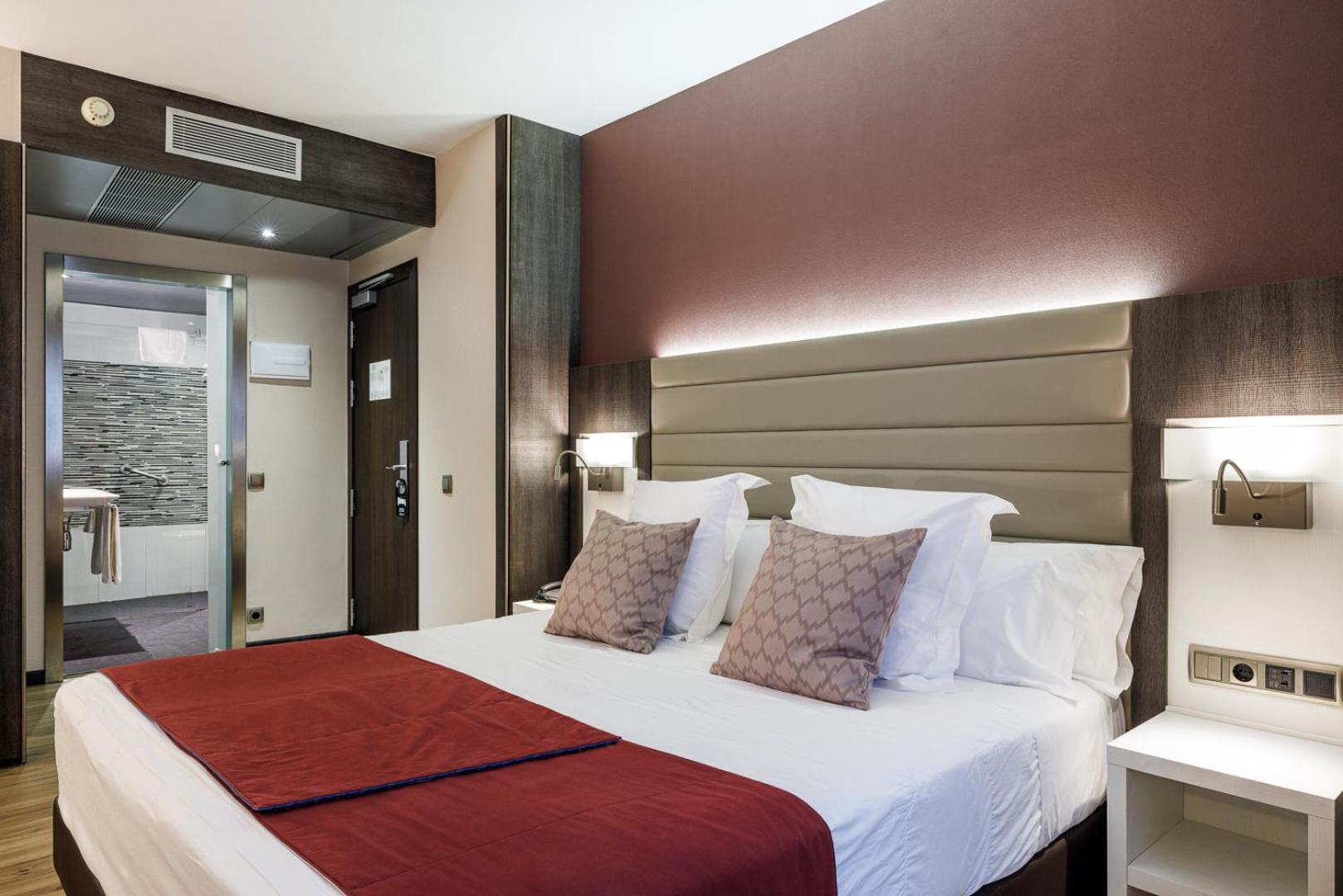 Hotel Ronda Lesseps Barcelona Szoba fotó